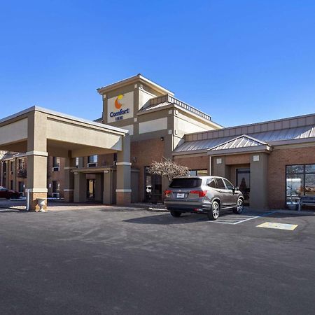 Comfort Inn Huntington Near University Bagian luar foto