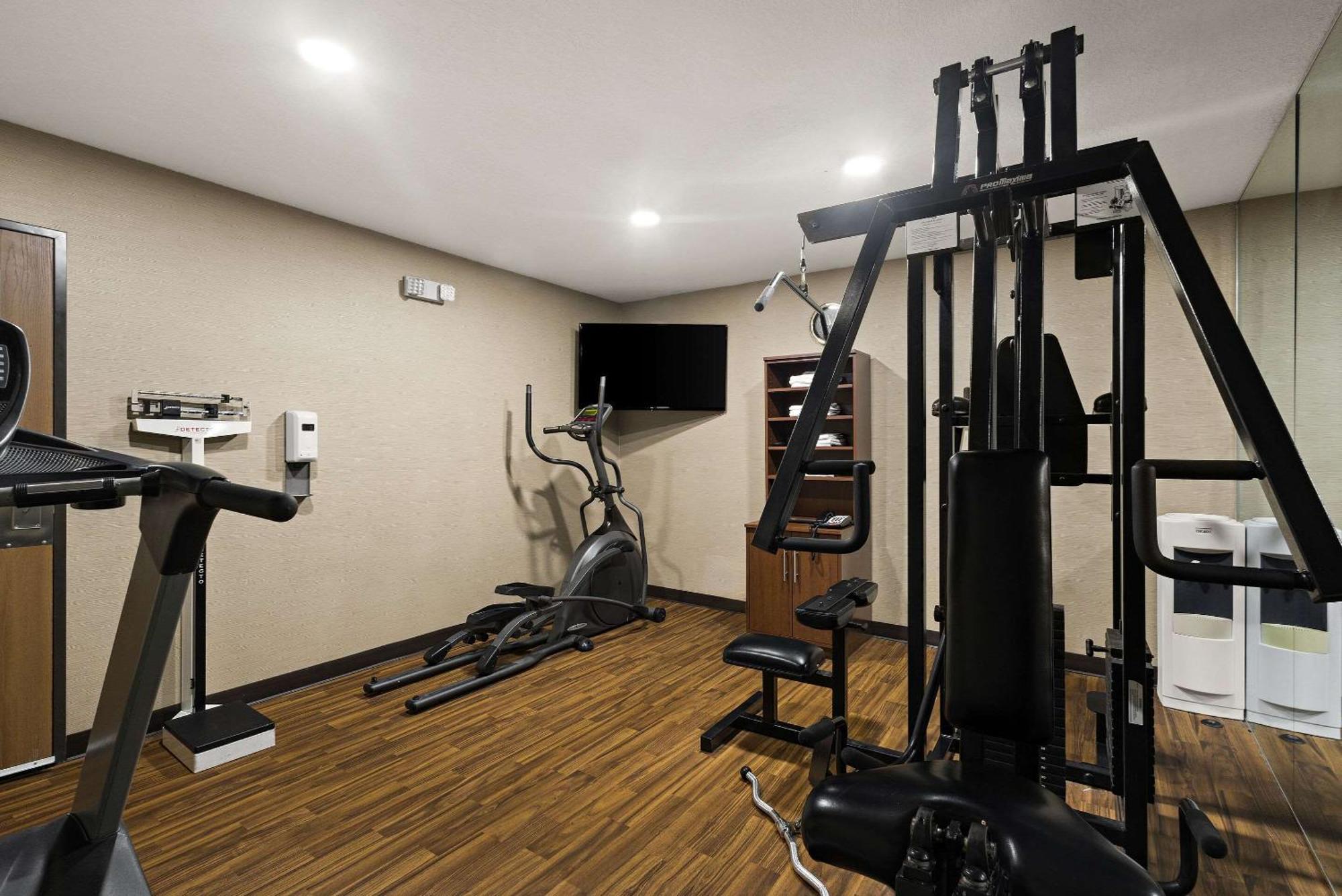 Comfort Inn Huntington Near University Bagian luar foto