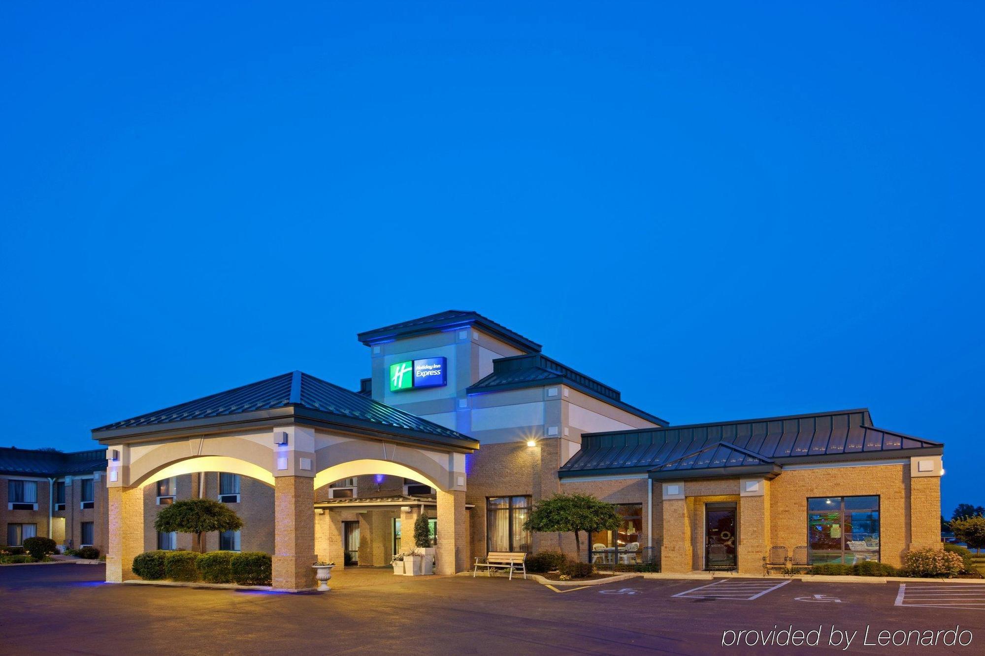 Comfort Inn Huntington Near University Bagian luar foto